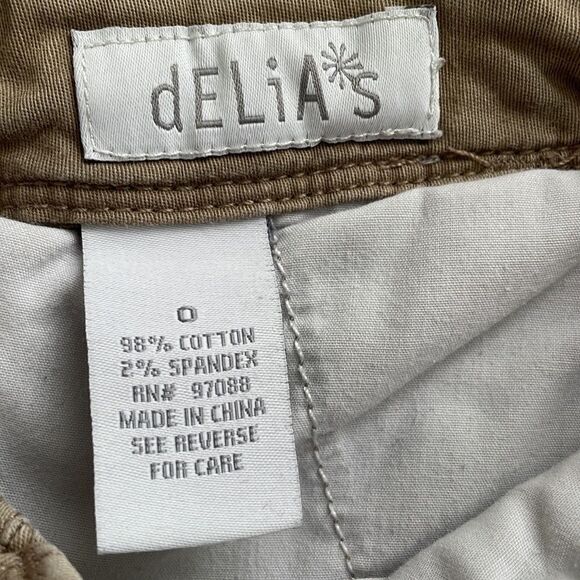 Khaki shorts with roll up pant leg strap and button by Delia’s size 0 - Picture 6 of 6
